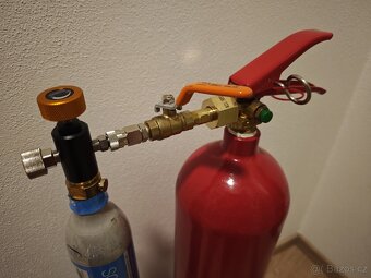 Sada na plnění CO2 do sodastream bombiček - 2