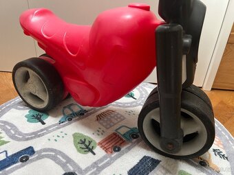 Odrážedlo červené - 2