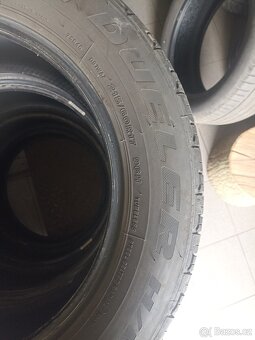 215/60r17 - 2