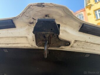 Kapota Octavia 3 2015 před faceliftem - 2