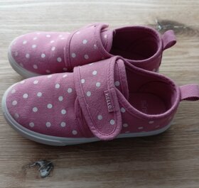 Nová dívčí obuv - 2