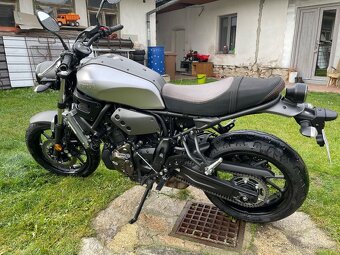 Yamaha xsr 700 rv 2018 - 2