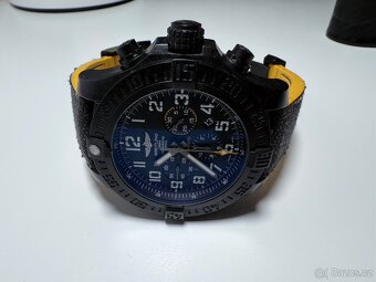 Breitling Avenger Hurricane - 2