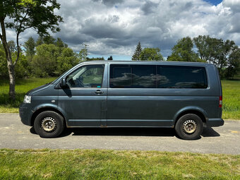 Volkswagen Caravelle 2.5TDi 96kW, 7.míst, Klima, Tažné - 2