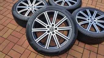 Letní sada MERCEDES V-Class 5x112 R19 NOVÉ Pirelli 245/45/19 - 2