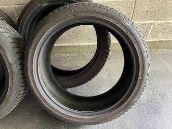 Zimní pneu Snowprox S954/SUV rozměr 235/45 R20 - 2