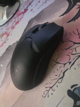 Razer Viper V2 Pro - Black - 2