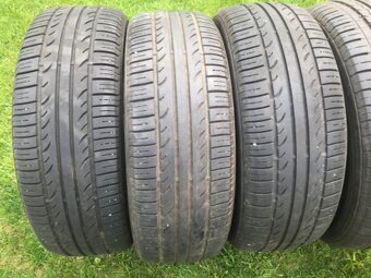 Prodám pneu 185/65 R14 - 2