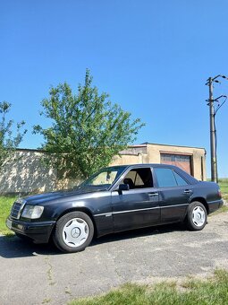 Prodám Mercedes-Benz W124 200D s manuální převodovkou - 2