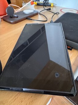 Lenovo Tab4 8 Plus (Lenovo TB-8704FX) - 2