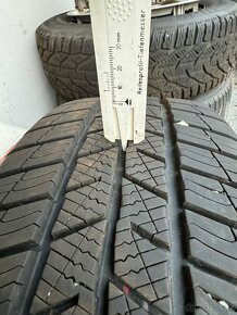 Zimní pneu 195/60 R 15 - 2