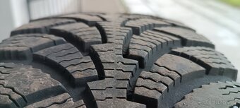 Pneu 185/60/15 Vranik zimní - 2