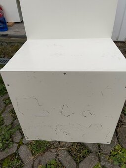 Bila skrinka/regal do detskeho pokoje Ikea - 2