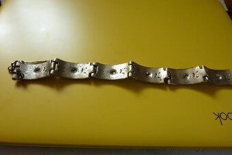 Starožitný stříbrný náramek z počátku počátku 19.století - 2