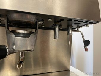 Poctivý kávovar innova na kávové pody E.S.E. - 2