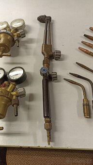 AUTOGENI SOUPRAVA - 2