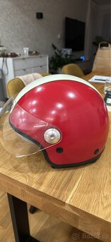 Helma přilba na motorku skůtr - 2