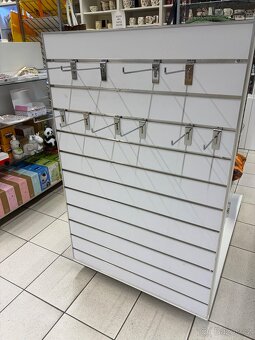 Vybavení obchodu - 2