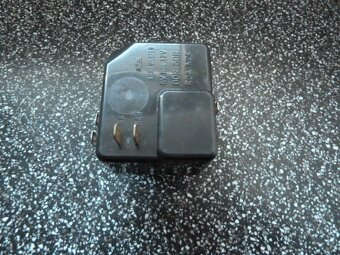 Trabant cyklovač stěračů 5 kontaktů - 2