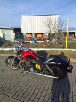 Triumph speedmaster - 2