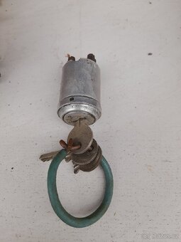 Spínací skříňka 12V - 2