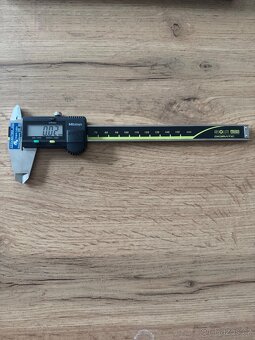 Prodám elektronické posuvné měřítko Mitutoyo 150 mm - 2
