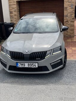 Octavia RS - 2