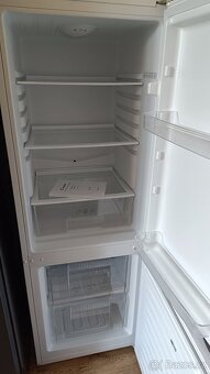 Chladnička s mrazákem - 2