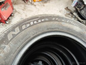 Prodám 4x pneu nexen 215/65 r15 96h - 2