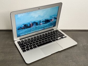 Macbook Air 11" 2012 / i5 / 4GB / 64GB / DPH - 2
