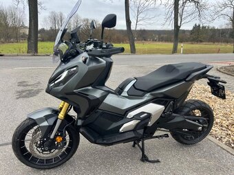 Honda X-ADV 230 km - 2