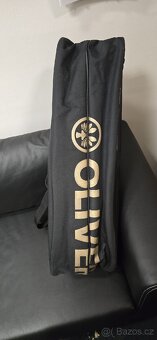 Taška, raketa a míčky na squash, značka Oliver. - 2