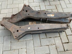 Lada Vaz, přední nosníky, nové originální, Tel 608 445 411 - 2