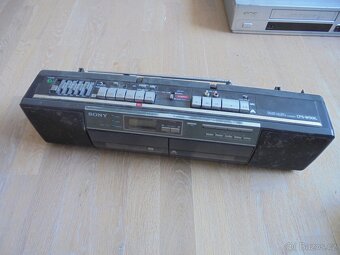 3 ks vintage boombox Sony, Toshiba, Aiwa - 2