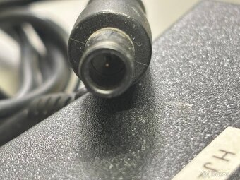❌ byla darována ❌ Adaptér nabíječka 19,5V - 4,62 A Zdarma ✅ - 2