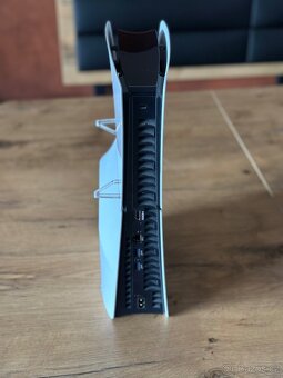 Prodám Playstation 5 + doplňky a hry - 2