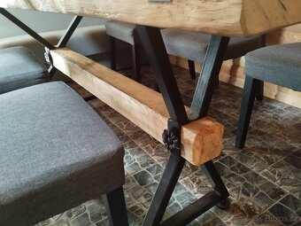 Prodám originální masivní dubový stůl. - 2