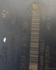 Prodám Řídící jednotku ABS na BMW e46.R. v.2001 - 2