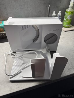 Mixér Gorenje a kráječ chleba Eta a stěrka Leifheit - 2