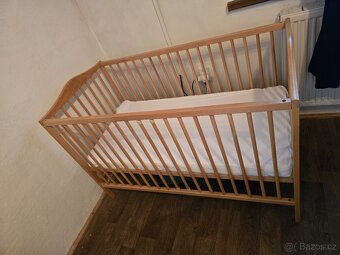 Dětská dřevěná postýlka - 2
