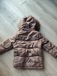 Dívčí zimní bunda velikost 104 - 2