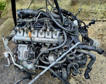 MOTOR 2.8 VR6 GALAXY AYL 150KW - 2