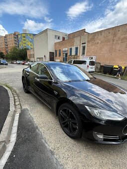 Tesla model s Doživotni nabijeni ZDARMA - 2