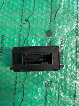 Řídící jednotka nastavení sklonu světlometů 5M0907357C - 2