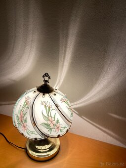 Prodám stolní vitrážovou lampu - 2
