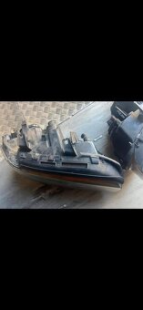 Bmw 730 D 2005 E65 svetla - 2