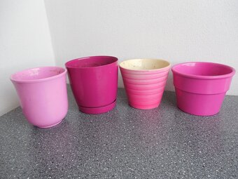 obaly na květiny  14 ks - různé velikosti, barvy a materiály - 2