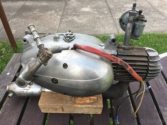 Motor Jawa 50 pařez - 2
