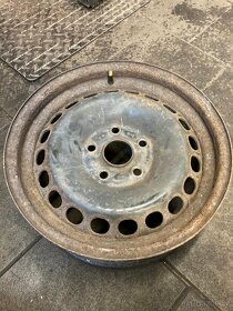 4x plechový disk Audi 15", 6,5", 5x112, ET33, 57mm - pošlu - 2