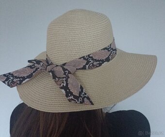 Nový klobouk s regulací vel 57 - 2